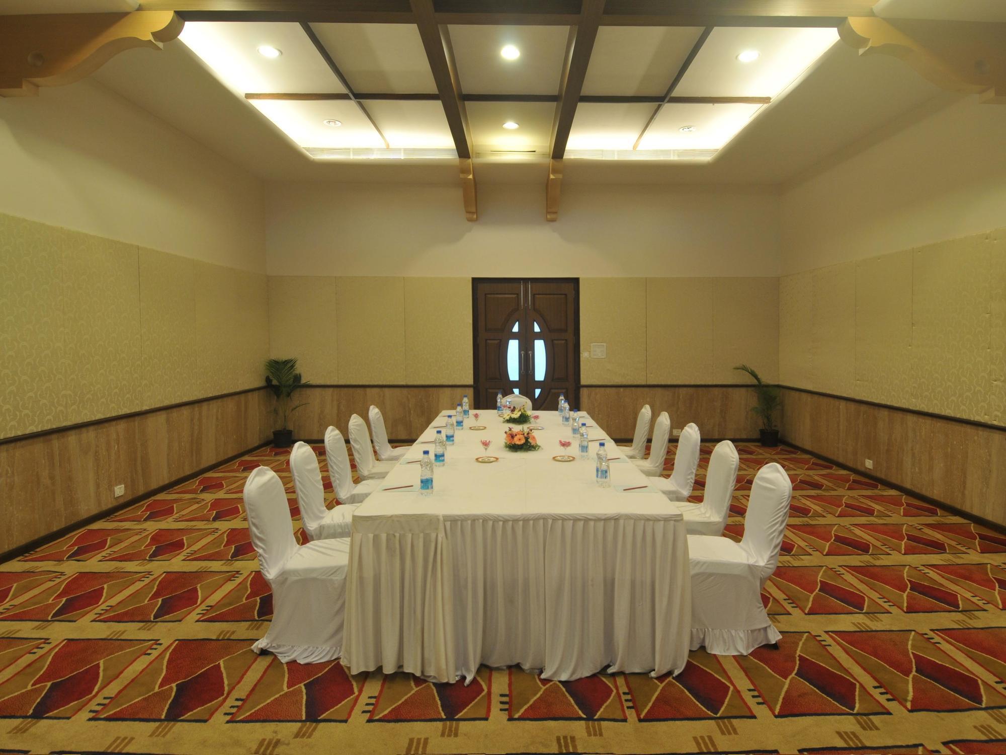Vits Hotel Πούνε Εξωτερικό φωτογραφία
